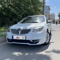 برلیانس H330 اتوماتیک 1500cc، مدل ۱۳۹۵